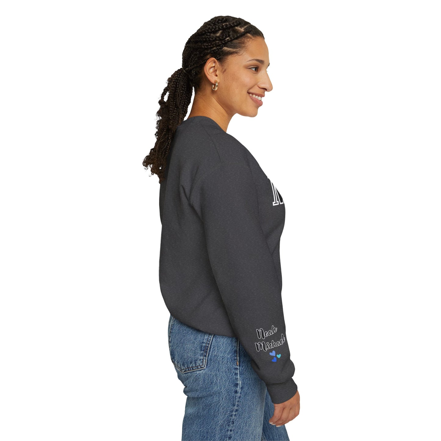 Boy Mama Crewneck Sweatshirt – Cozy Unisex Mom Sweater, Cute Mother’s Day Gift, White Minimalist Mom Life Pullover, New Mom Apparel