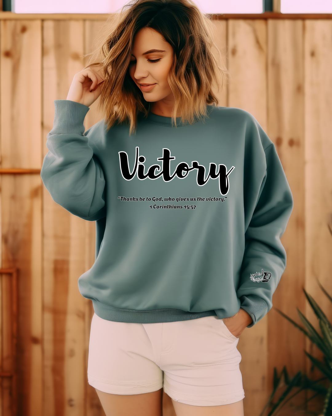 Victory Sweatshirt – “Thanks Be to God, Who Gives Us the Victory” Christian Crewneck, Inspirational Faith-Based Pullover, Cozy Unisex Apparel, Motivational Gift for Believers